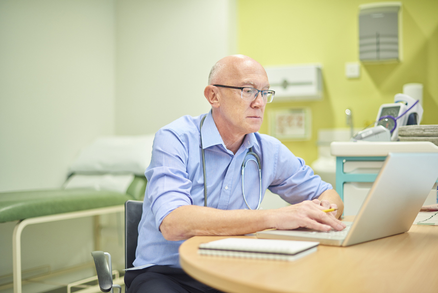 Inadequate government safeguards on online consultations ‘risk tragedy’, say GPs