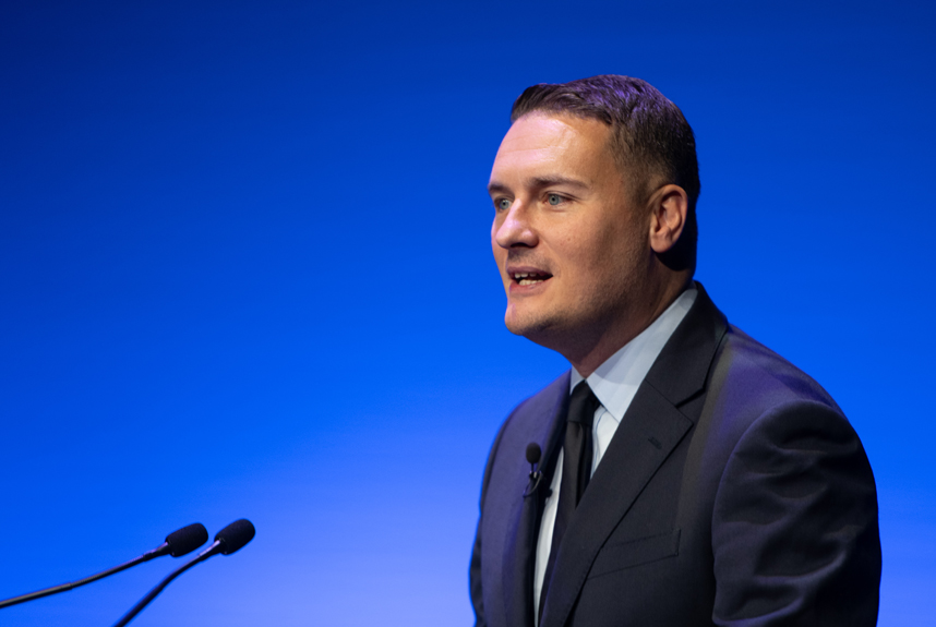 Streeting has 48 hours to avoid dispute as GPs fear ‘online triage tsunami’